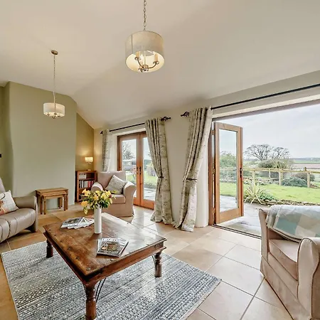 3 Bed In 91578 * Caldwell