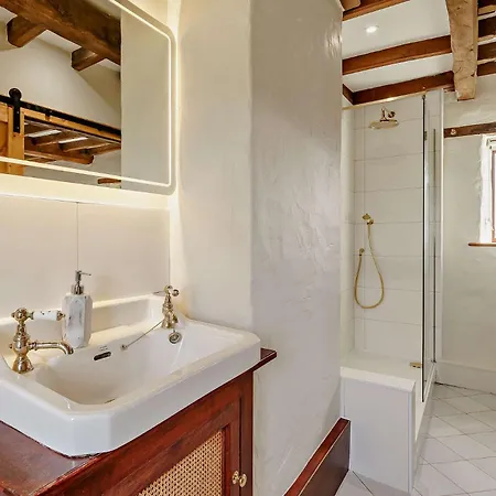 בית נופש 3 Bed In 91578