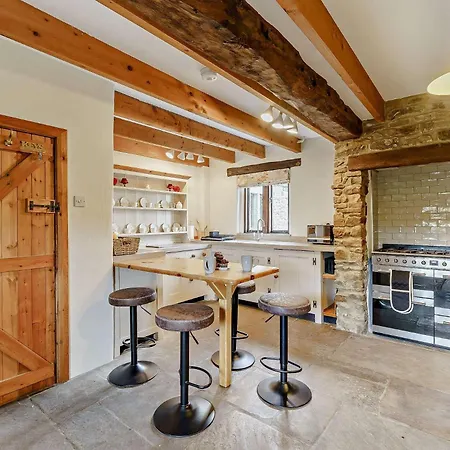 3 Bed In 91578 בית נופש