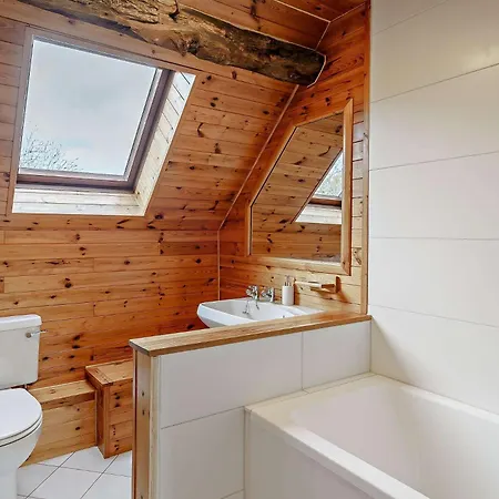 3 Bed In 91578 בית נופש